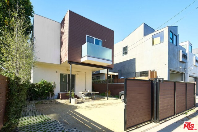 view of rear view of house