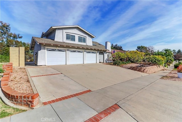 view of front of house featuring a garage