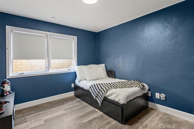 23726 La Salle Canyon Rd, Newhall, CA 91321 - bedroom featuring wood finished floors