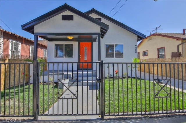 view of front of house with a front yard