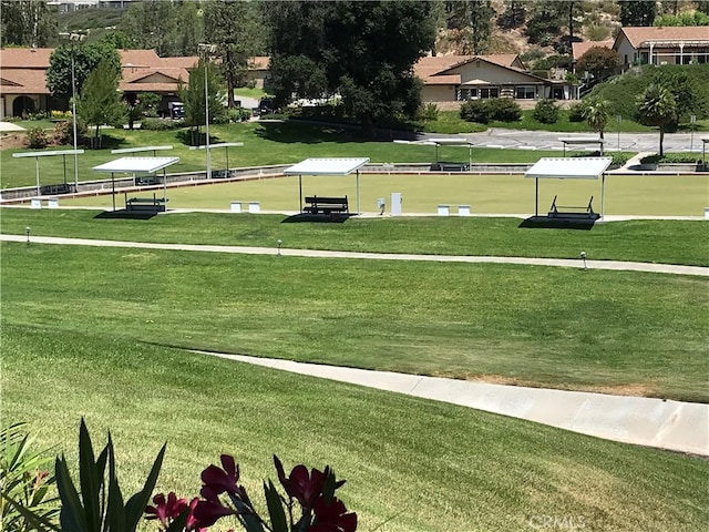 26478 Fairway Cir, Newhall, CA 91321 - view of community featuring a yard