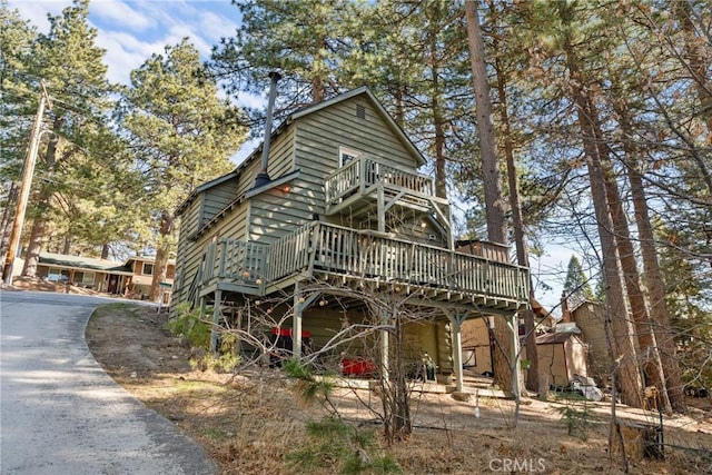 view of front of house featuring a deck