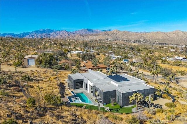 bird's eye view with a mountain view