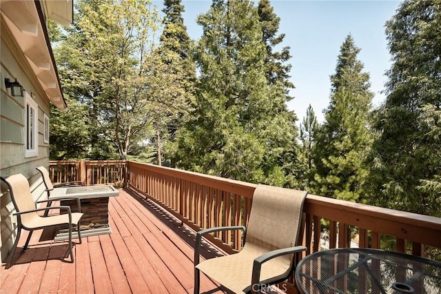 28621 Shenandoah Dr, Lake Arrowhead, CA 92352 - deck with view of scattered trees