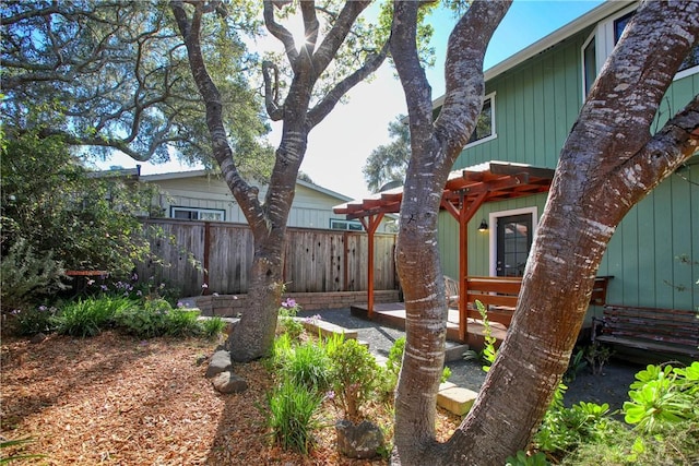 view of yard with a pergola