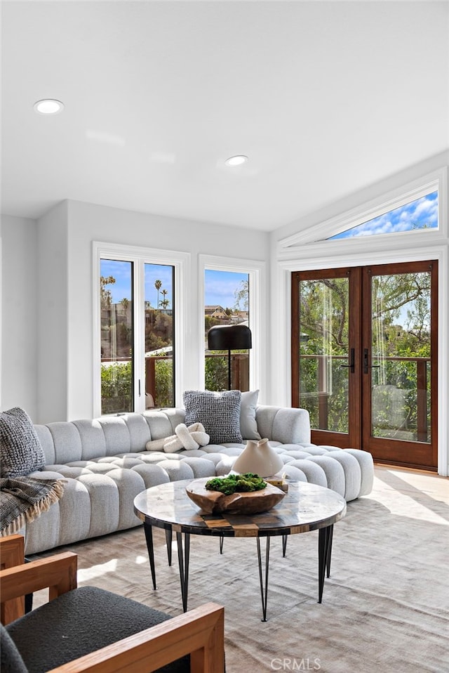 2335 Hillview Dr, Laguna Beach, CA 92651 - living room with recessed lighting