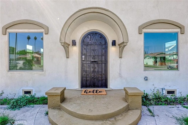 view of property entrance