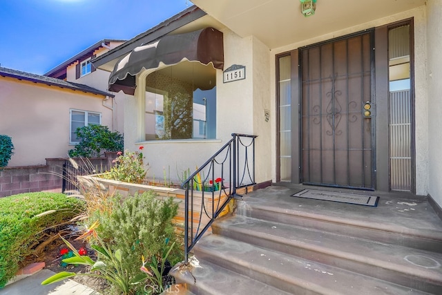 view of entrance to property