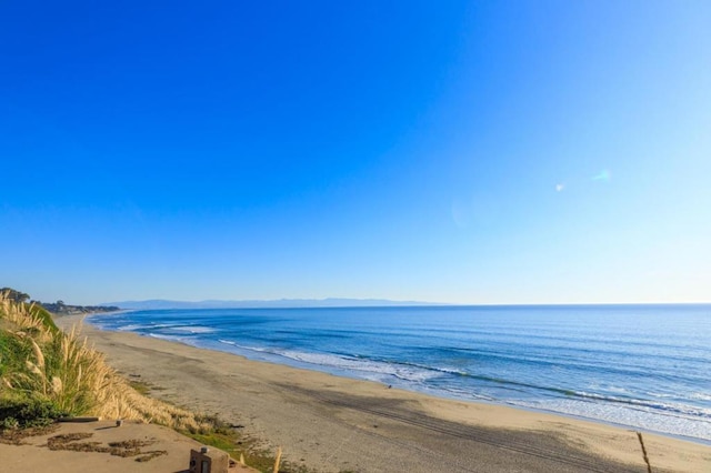 water view featuring a beach view