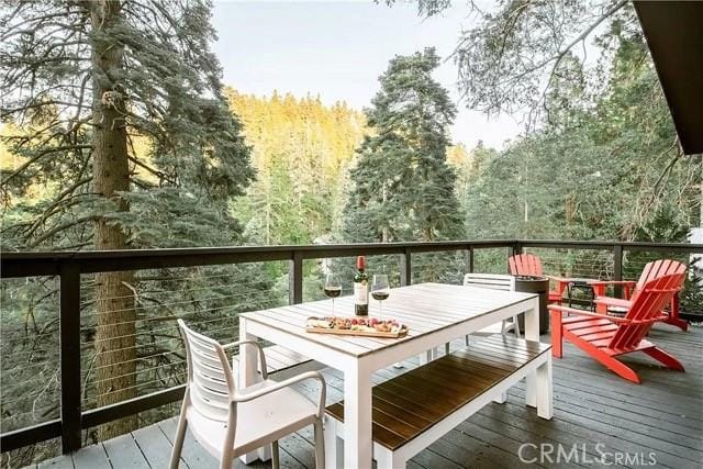 555 Dover Ct, Lake Arrowhead, CA 92352 - wooden deck featuring outdoor dining area