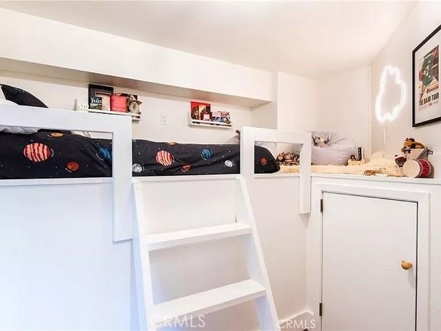 555 Dover Ct, Lake Arrowhead, CA 92352 - view of clothes washing area