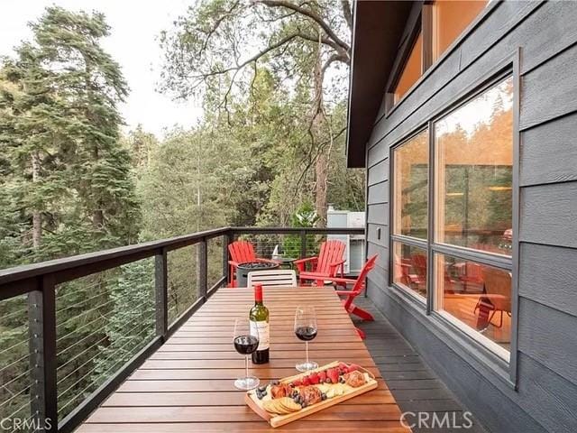 555 Dover Ct, Lake Arrowhead, CA 92352 - view of deck