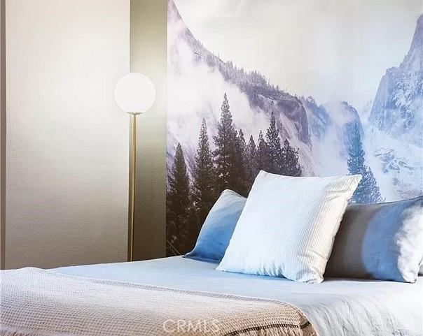 555 Dover Ct, Lake Arrowhead, CA 92352 - view of bedroom