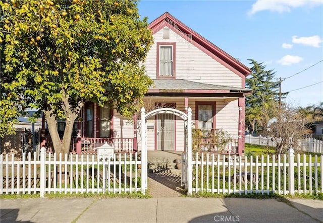 view of front of property with covered porch