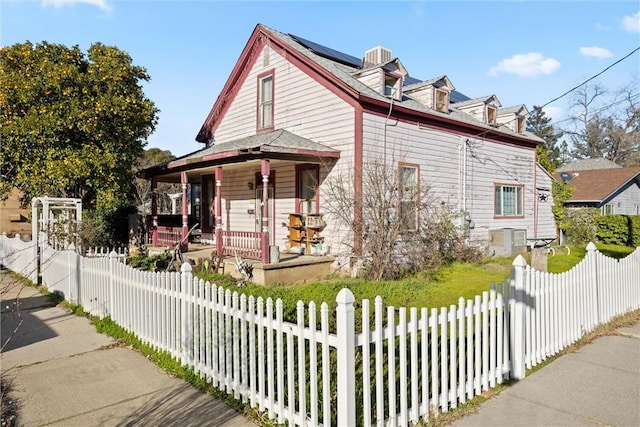 view of front of home with a porch