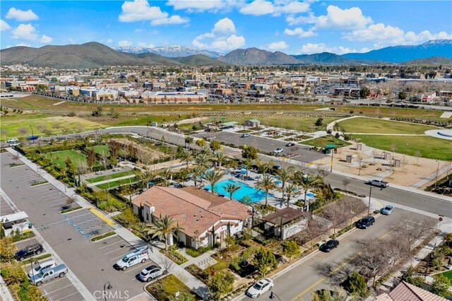 drone / aerial view featuring a mountain view