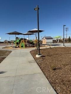 surrounding community with a playground