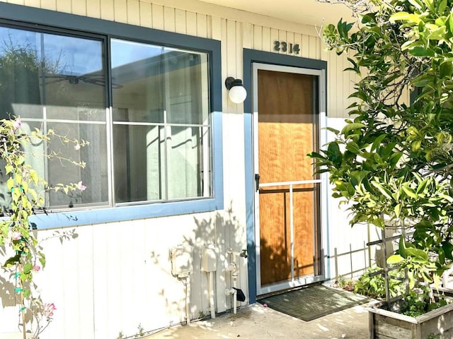 view of entrance to property