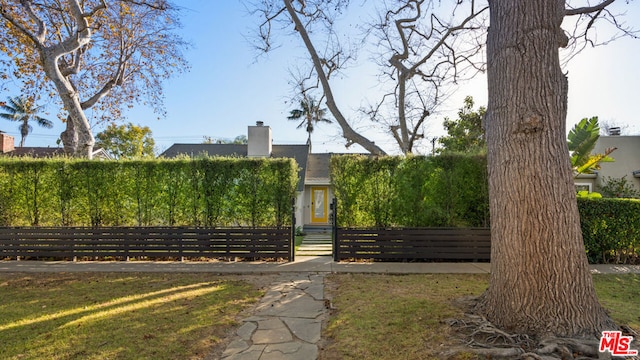 view of front of house