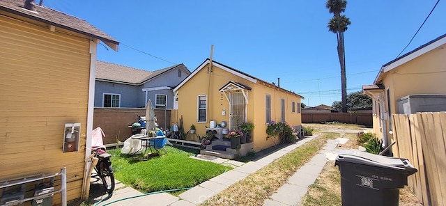 exterior space with a lawn