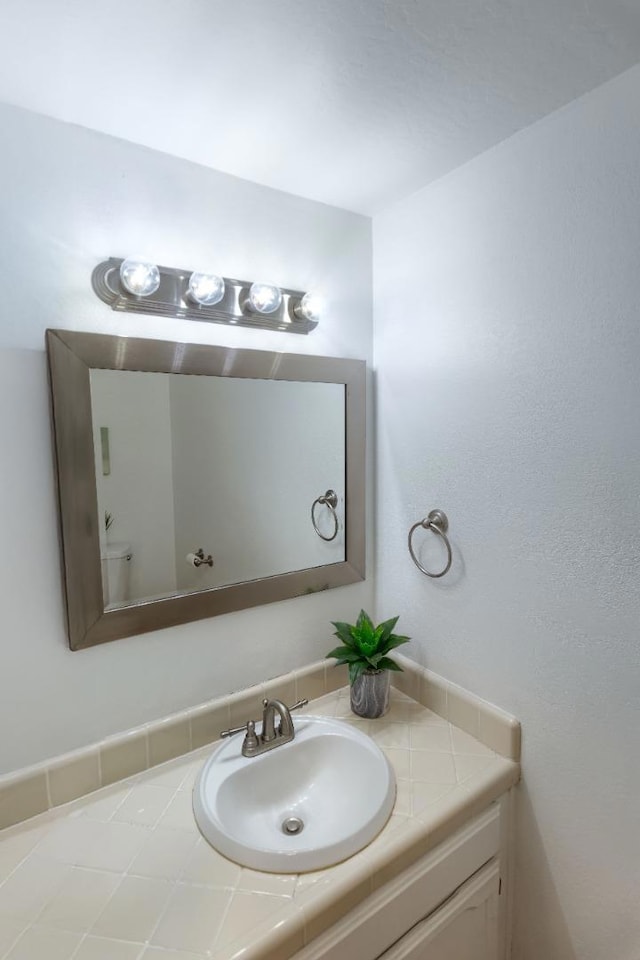 bathroom with vanity