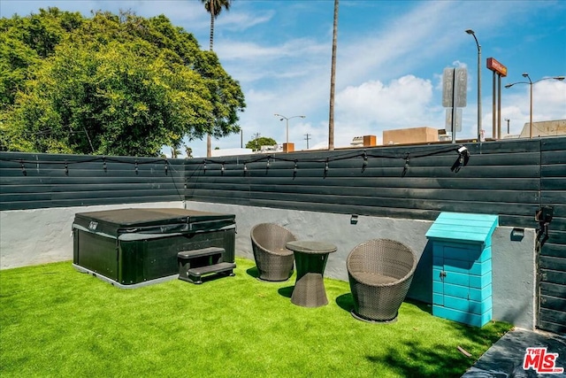 exterior space featuring a lawn