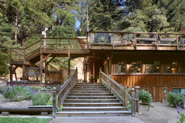 view of front of home featuring a deck