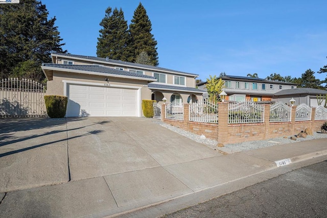 view of front property featuring a garage