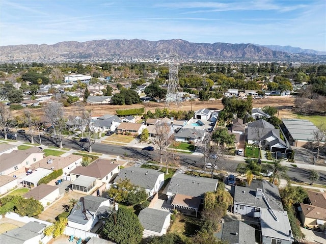 bird's eye view featuring a mountain view