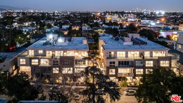 view of aerial view at dusk