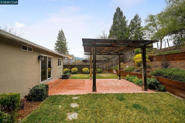 view of yard with a patio and a pergola