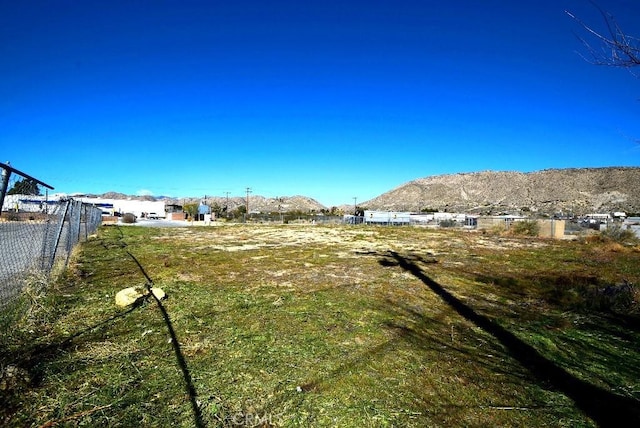 Listing photo 2 for 7243 Mohawk Trl, Yucca Valley CA 92284