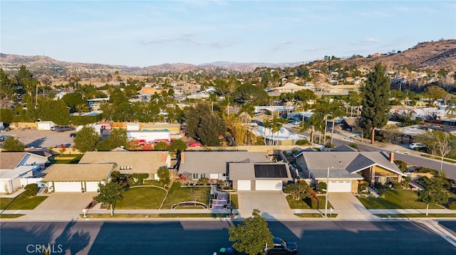 bird's eye view featuring a mountain view