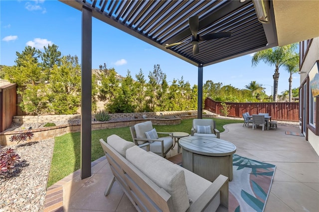 view of patio / terrace featuring an outdoor hangout area and ceiling fan