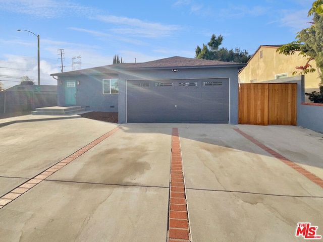 view of front facade with a garage