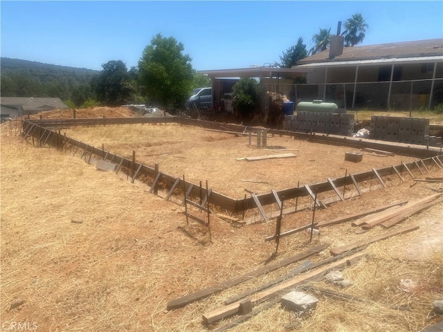 Listing photo 2 for 585 Lodgeview Dr, Oroville CA 95966