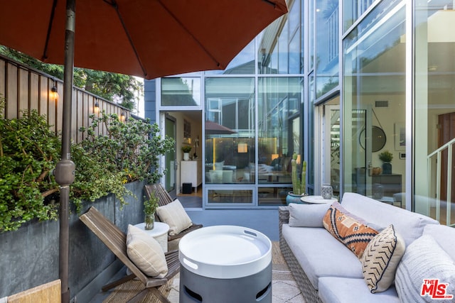 view of patio / terrace featuring outdoor lounge area