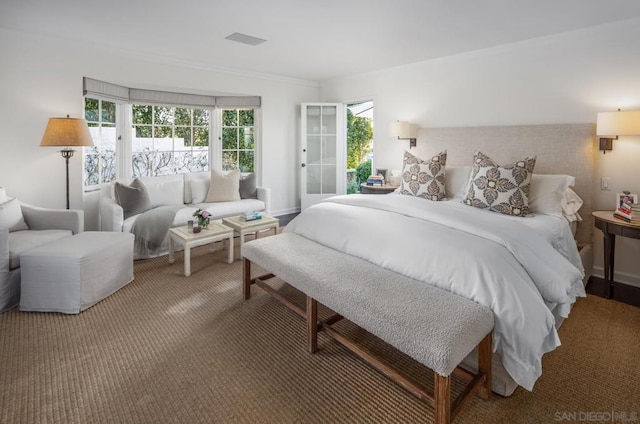 bedroom featuring carpet flooring