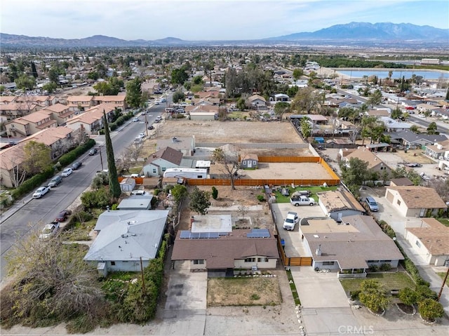 bird's eye view featuring a mountain view