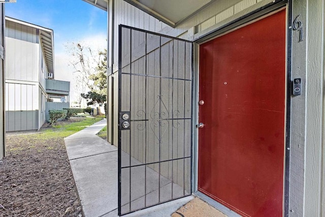 view of entrance to property