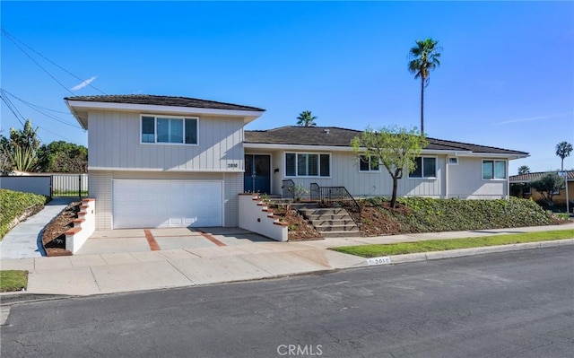 view of front of home featuring a garage