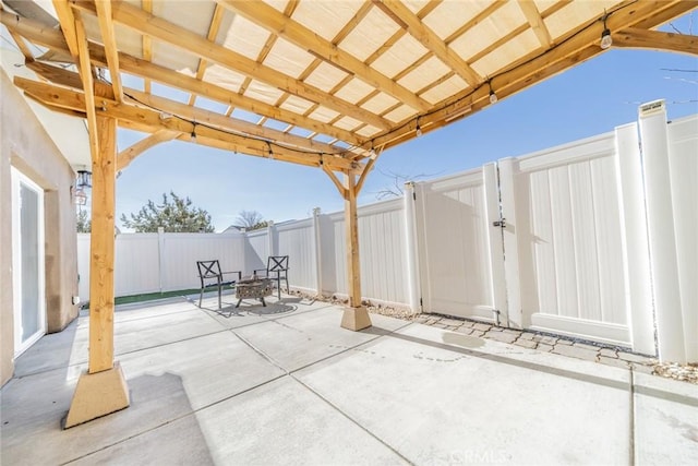 view of patio featuring a pergola