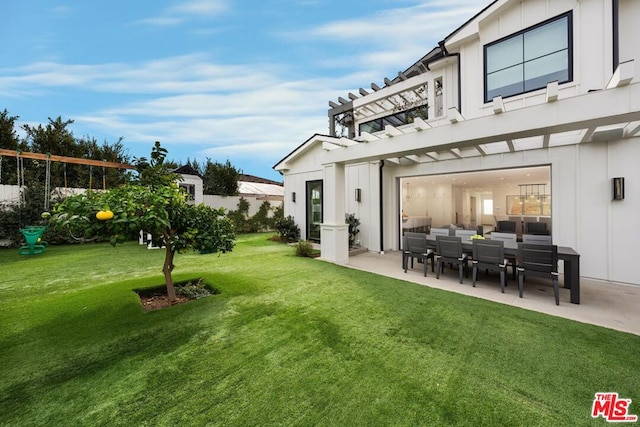 view of yard featuring a pergola and a patio