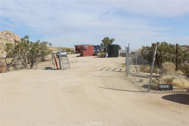 24124 Alps Ct, Apple Valley, CA 92308 - photo 4