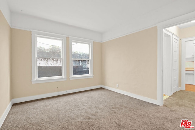 view of carpeted spare room