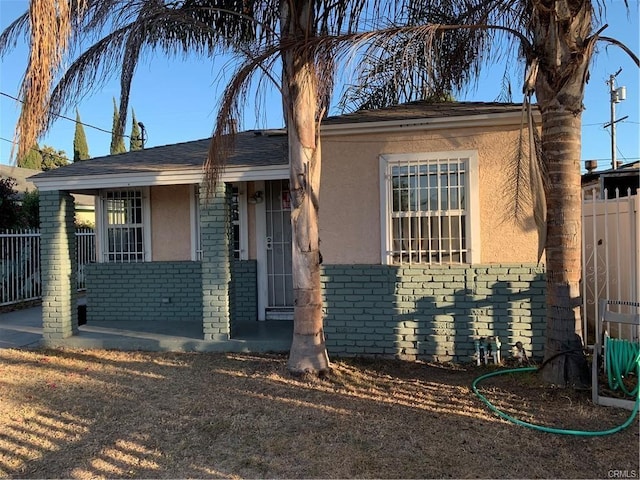 view of front of property