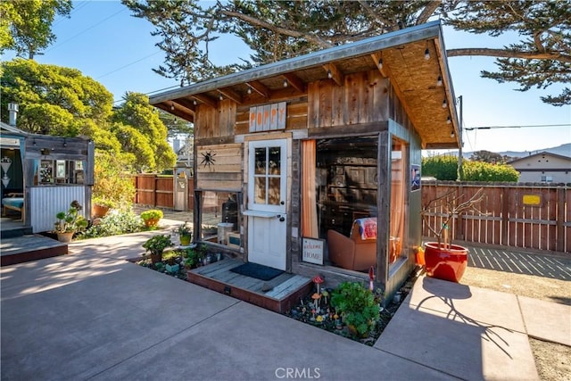 view of outbuilding