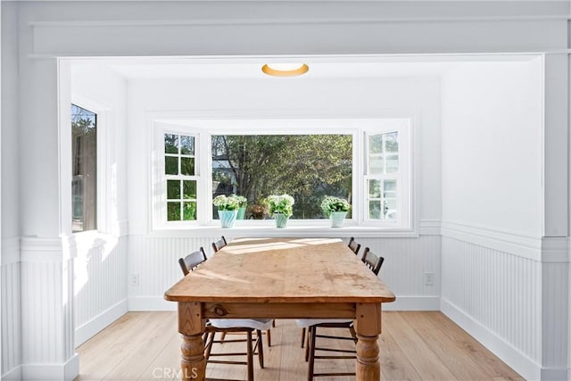 dining room with light wood-type flooring