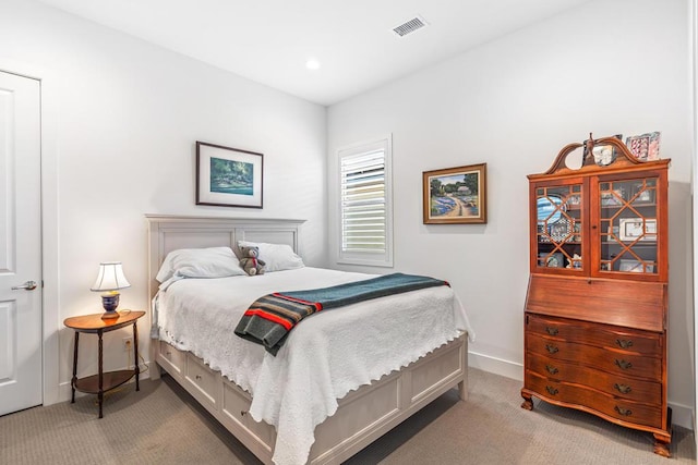 bedroom with carpet flooring