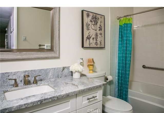 full bathroom with vanity, toilet, and shower / bath combo